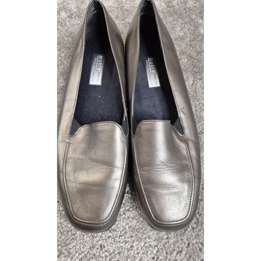 Munro American Lauren‎ Slip-Ons Loafers Women's Size 11W Shoes Bronze Leather